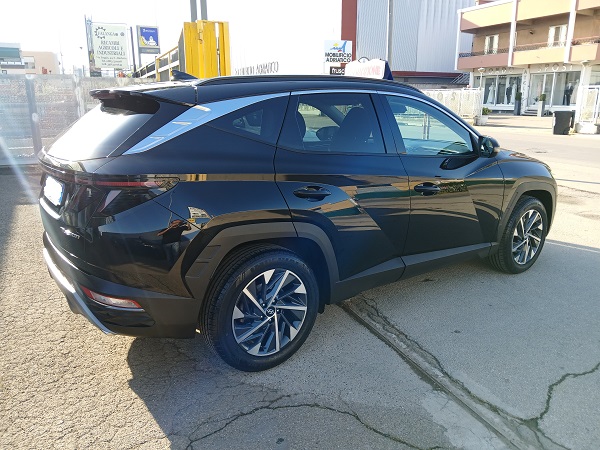 HYUNDAI TUCSON 1.6 CRDI 116 CV XLINE