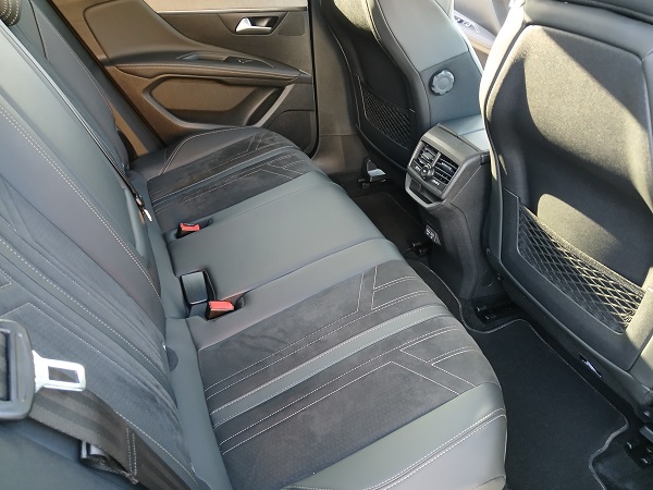 PEUGEOT 3008 1.5 BlueHDI 130 CV S&S EAT8 GT