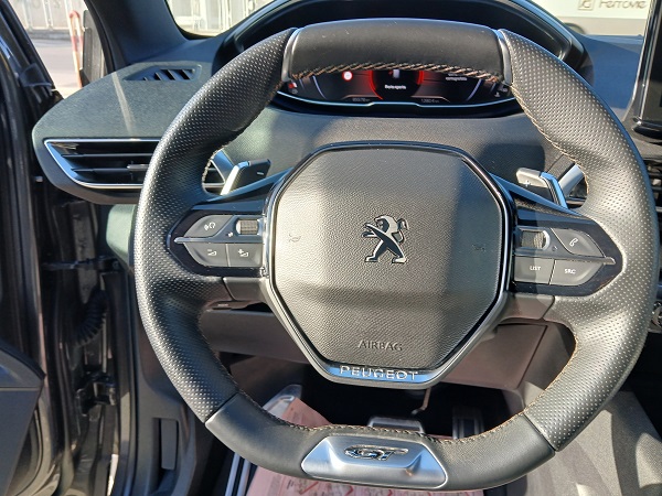 PEUGEOT 3008 1.5 BlueHDI 130 CV S&S EAT8 GT