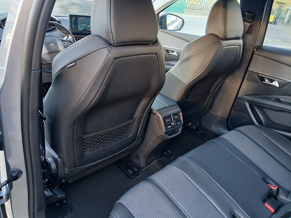 PEUGEOT 3008 BlueHDI 130 EAT8 S&S Allure Pack