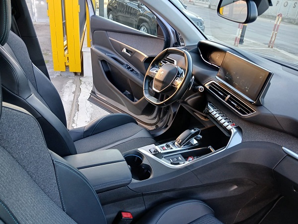 PEUGEOT 3008 BlueHDI 130 EAT8 S&S Allure Pack