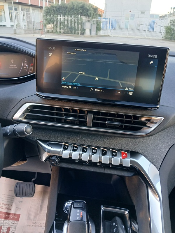 PEUGEOT 3008 BlueHDI 130 EAT8 S&S Allure Pack