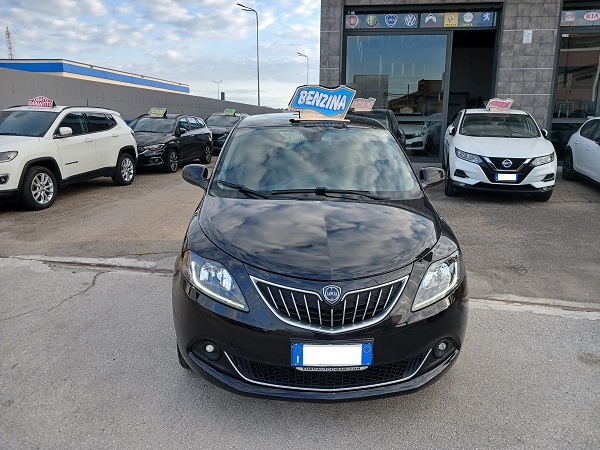LANCIA YPSILON 1.0 FireFly S&S 69 CV HYBRID GOLD