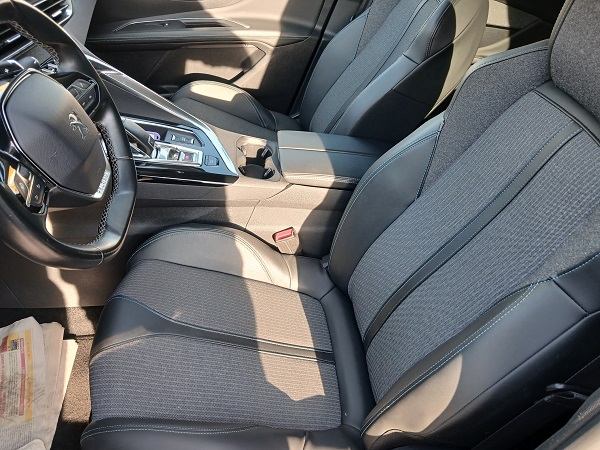 PEUGEOT 3008 1.5 BlueHDI 130CV EAT8 ALLURE PACK S&S