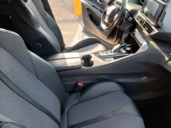 PEUGEOT 3008 1.5 BlueHDI 130CV EAT8 ALLURE PACK S&S