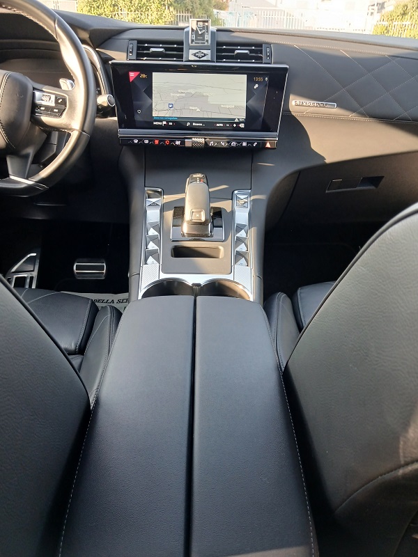 DS 7 CROSSBACK 1.5 BlueHDI 130 CV RIVOLI S&S EAT8