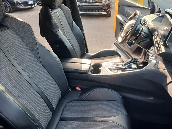 PEUGEOT 5008 1.5 BlueHDI 130 CV S&S ALLURE PACK EAT8