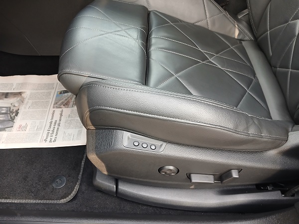 Ds 7 DS7 CROSSBACK 1.5 BlueHDI 130 CV EAT8 GRAND CHIC RIVOLI