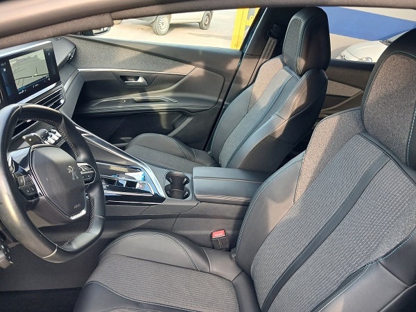 PEUGEOT 3008 1.5 BlueHDI 130 CV S&S EAT8 ALLURE PACK