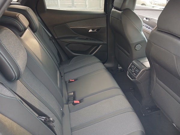 PEUGEOT 3008 1.5 BlueHDI 130 CV S&S EAT8 ALLURE PACK
