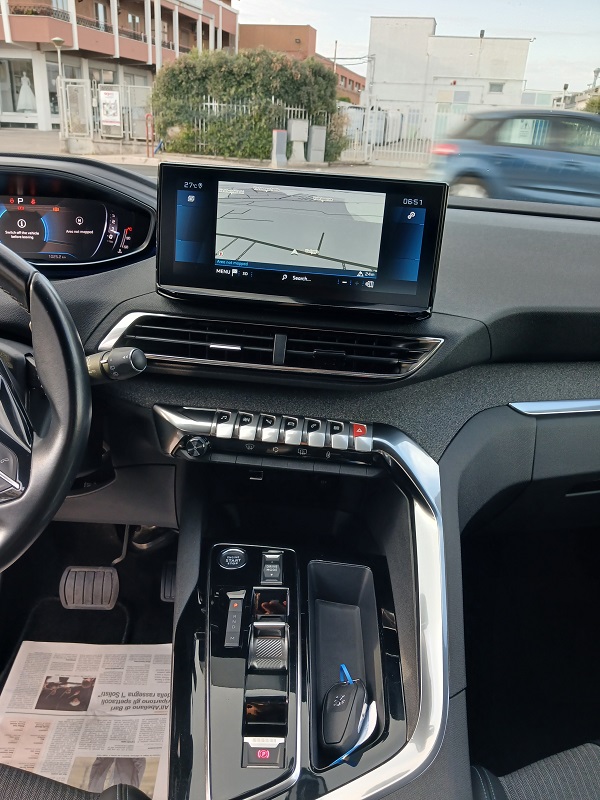 PEUGEOT 3008 1.5 BlueHDI 130 CV S&S EAT8 ALLURE PACK