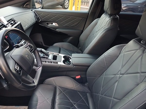 DS 7 CROSSBACK 1.5 BlueHDI 130 CV RIVOLI S&S EAT8