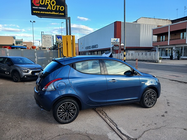 LANCIA YPSILON 1.0 FireFly 70 CV S&S GOLD HYBRID